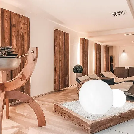 Luna - Relaxation Room, Sauna & Car Park By Alpenluxus Appartements