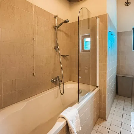Luna - Relaxation Room, Sauna & Car Park By Alpenluxus Appartements * Seefeld in Tirol